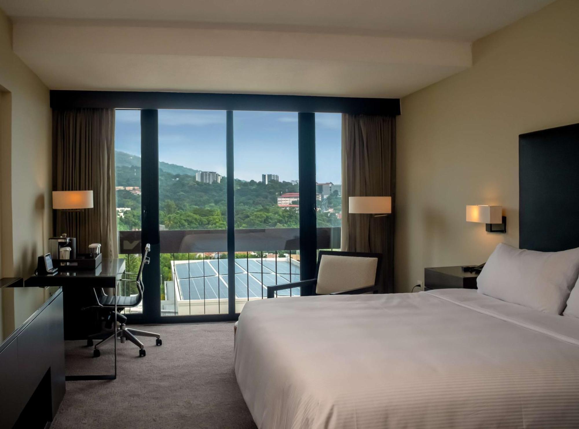 Hilton San Salvador Hotel Luaran gambar
